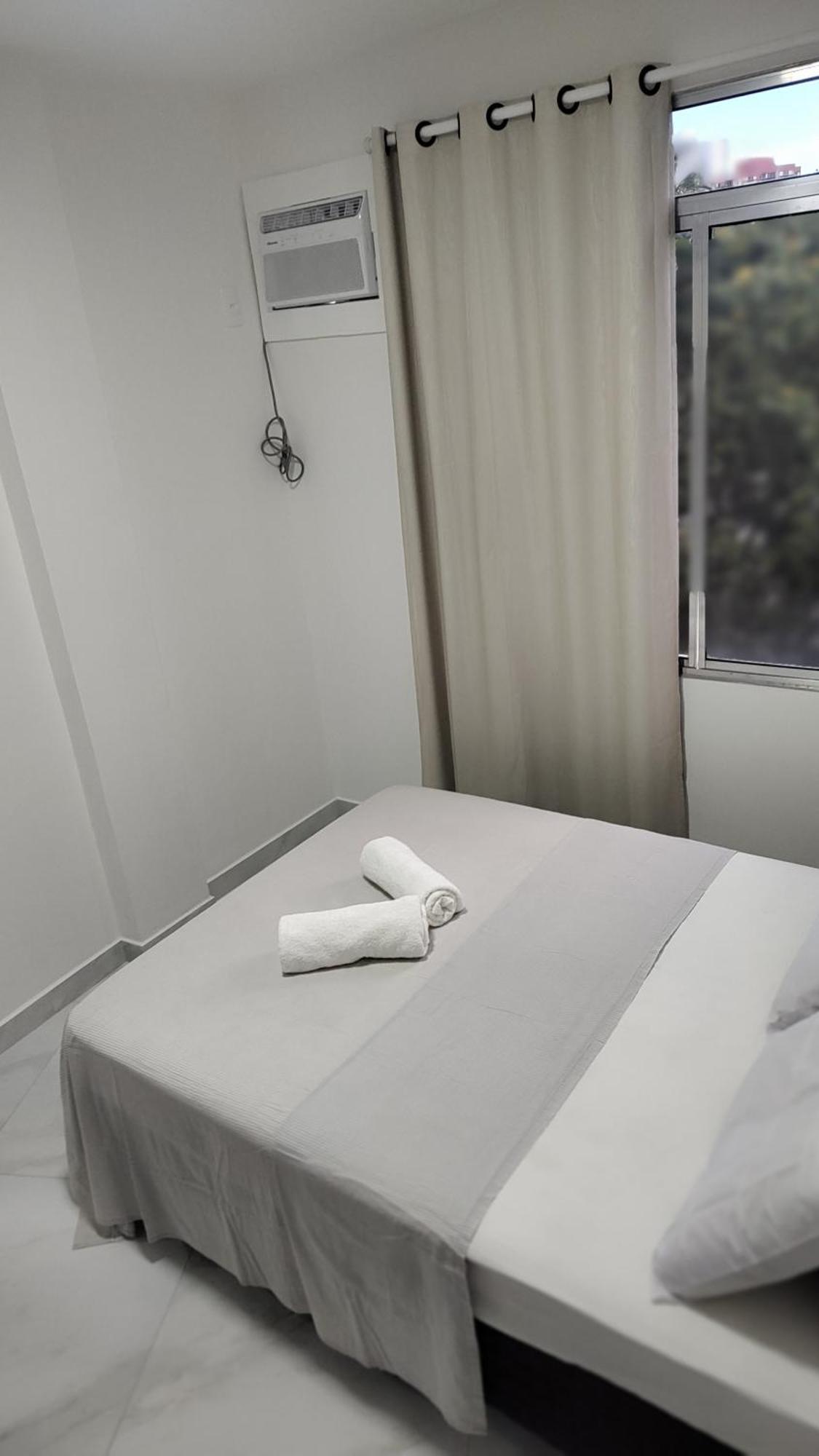 Quarto-sala 550 Mts Camburi E Proximo Ufes Apartamento